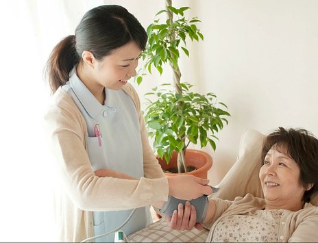 訪問看護とは 内容 料金 介護保険 医療保険の利用方法を解説 介護のほんね