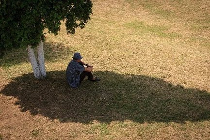 もしかして認知症 そんな人を見かけた時にできること 介護のほんねニュース 介護のほんね