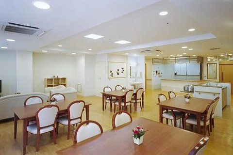 まどか茨木 リビングルーム兼食堂兼機能訓練室