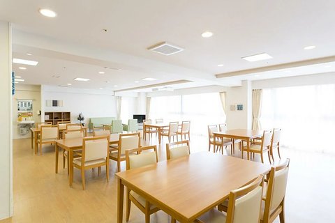 まどか武庫川 リビングルーム兼食堂兼機能訓練室