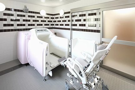 グランダ豊中 車椅子対応機械浴室