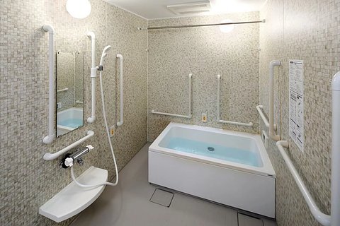 メディカルホームグランダ横濱三渓園 2F　浴室