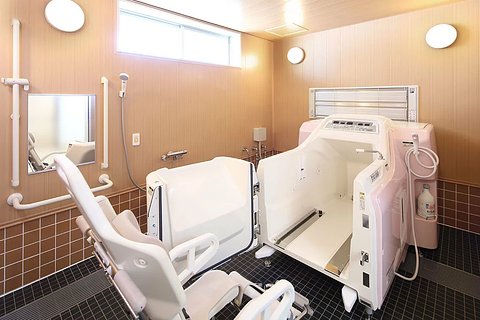 リハビリホームグランダ二俣川 機械浴室