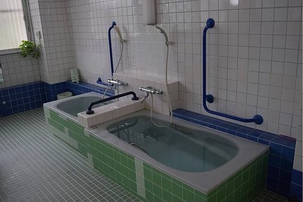 メディカルホームグラニー鷺沼・川崎 1F 浴室 