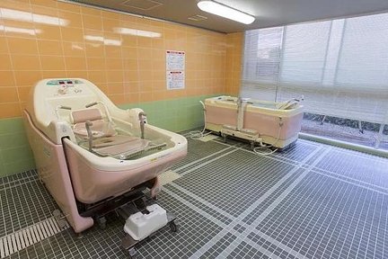 ボンセジュール横浜新山下 1F 浴室 