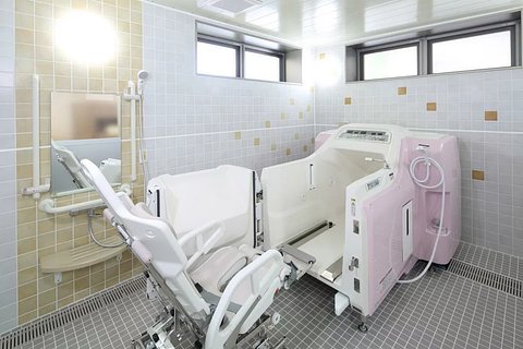 メディカルホームグランダ武蔵新城 1F 浴室 