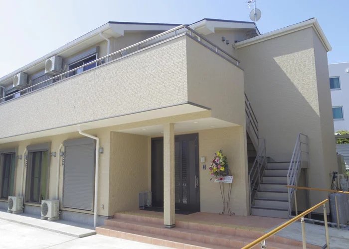 株式会社アイ ディ エスの老人ホーム 介護施設 介護のほんね