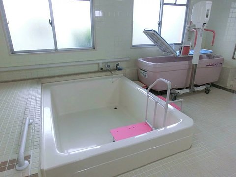 エルダーホーム新松戸弐番館 浴室