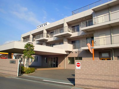 介護付有料老人ホーム ハッピーライフ菜の花館の口コミ 評判 ある程度 経済的 余裕のある人むき 中の上 上の下か 介護のほんね