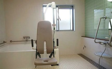 ヒューマンライフケア大野台グループホーム 浴室