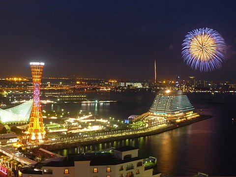 エレガリオ神戸 神戸港の花火イベント