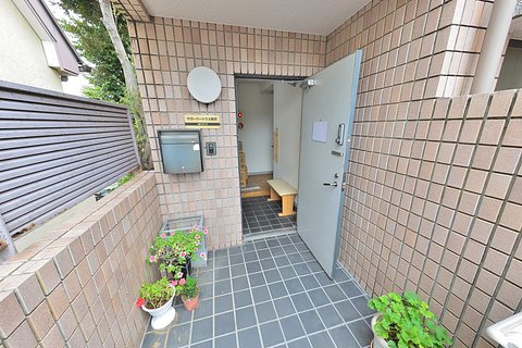クローバーハウス駒沢 【玄関】