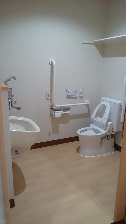 アクア大島グループホーム 車椅子対応トイレ