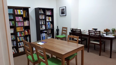 クロスハート湘南台二番館 図書室