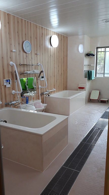 クロスハート湘南台・藤沢 浴室（介護浴室） 特徴画像