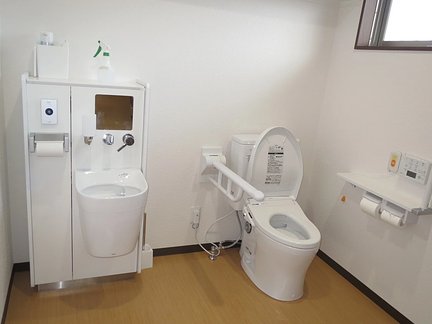 コスモスコート甲田1丁目 １階特殊トイレ
