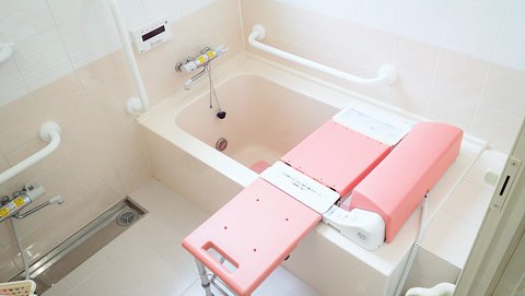 なごみの家川田 浴室