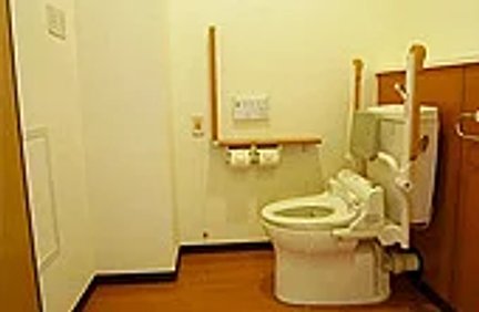 有料老人ホームフィオーレ美杉 居室内トイレ