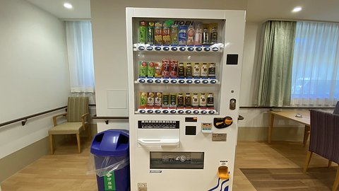 ココファン新小岩 自動販売機