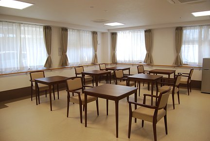 パリアティブケアホームほしの岸和田 食堂 特徴画像
