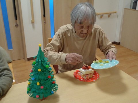 ニチイケアセンター光岩田 クリスマスケーキ