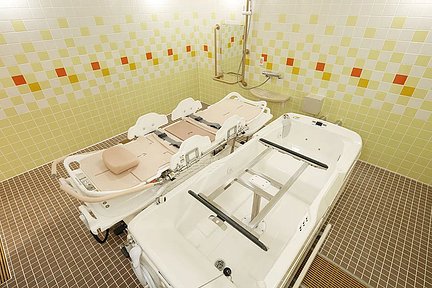 メディカル・リハビリホームグランダ三ツ沢 2F機械浴室