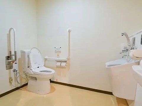 オーチャード長岡京 共用トイレ
