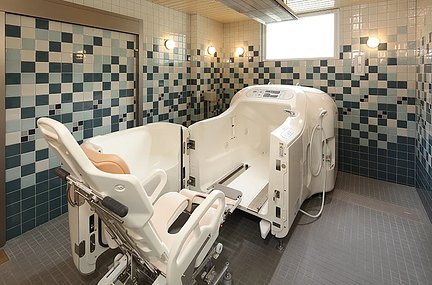 メディカル・リハビリホームグランダ宮の森 機械浴室