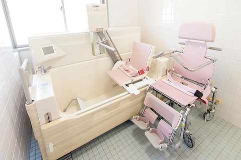 フィオレ・シニアレジデンス池田 介護浴室