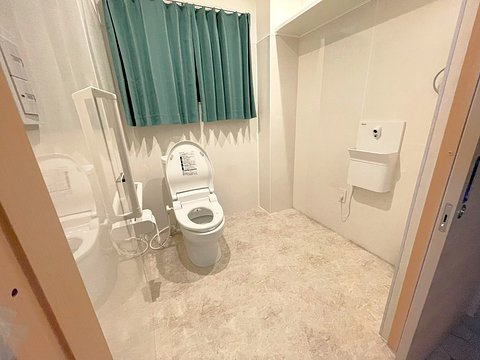 住宅型有料老人ホーム紬 トイレ（共用）