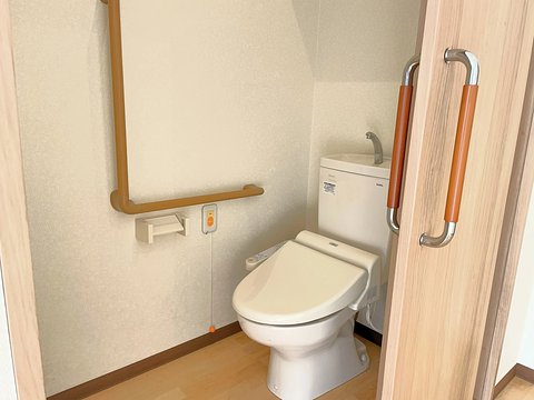 ナチュラル東大阪 トイレ（居室）