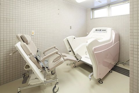 ナービス京都二条 機械浴室